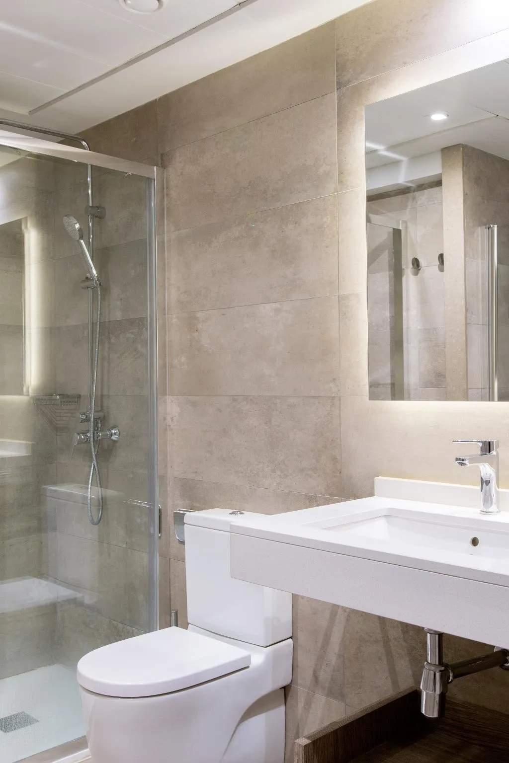 DOUBLE SINGLE USE QUEEN SIZE BED Room, El Avenida Palace, Barcelona
