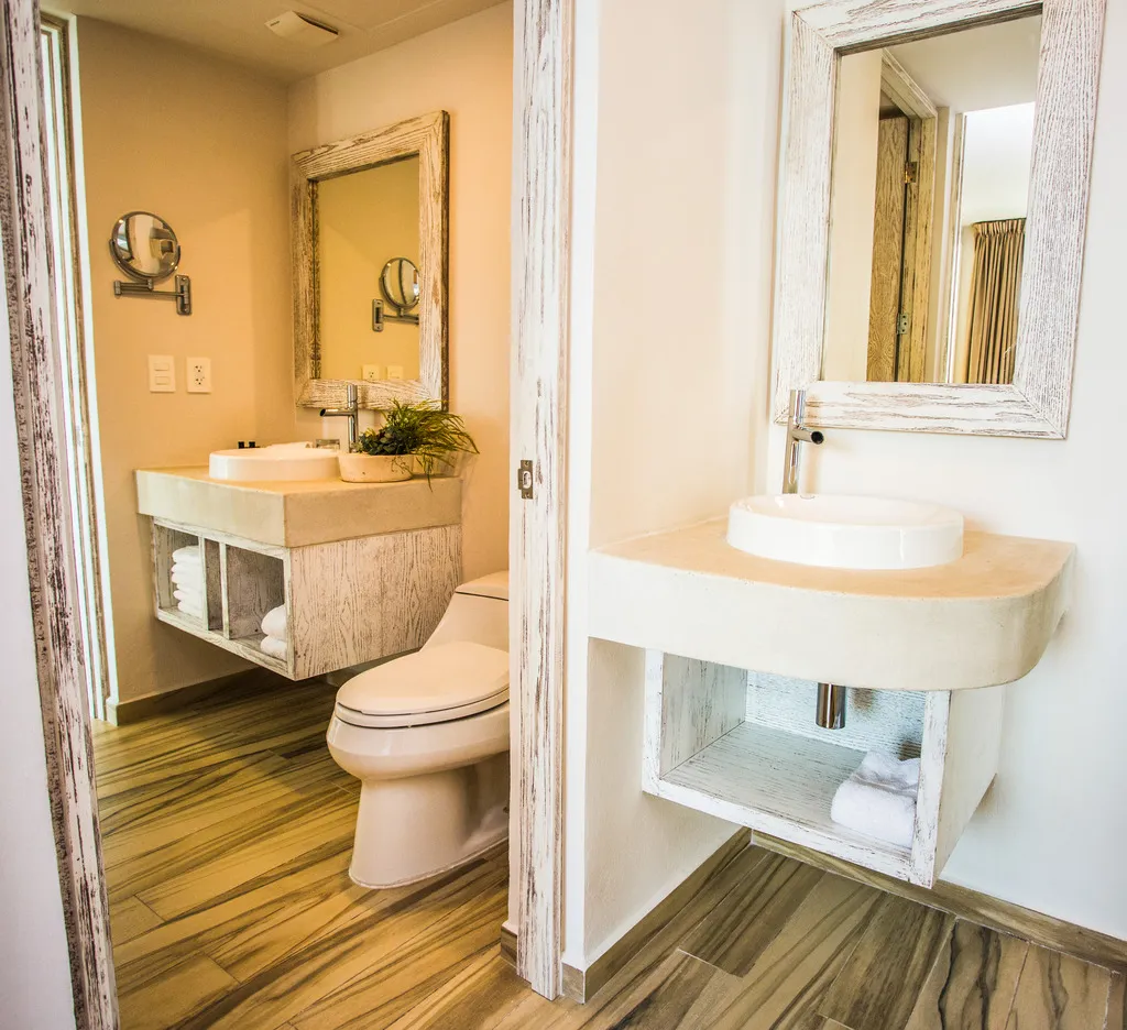 Room PREMIUM KING BED Room, Newport House Playa, Playa Del Carmen