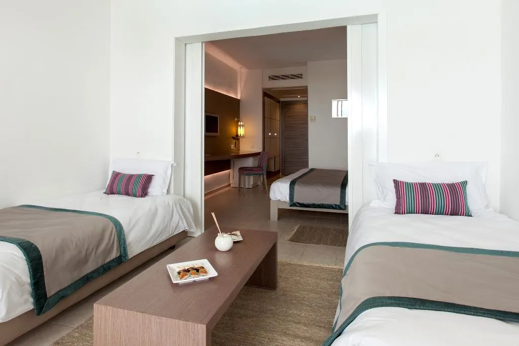 QUADRUPLE SEA VIEW Room, Le Sultan Hammamet, Tunisia