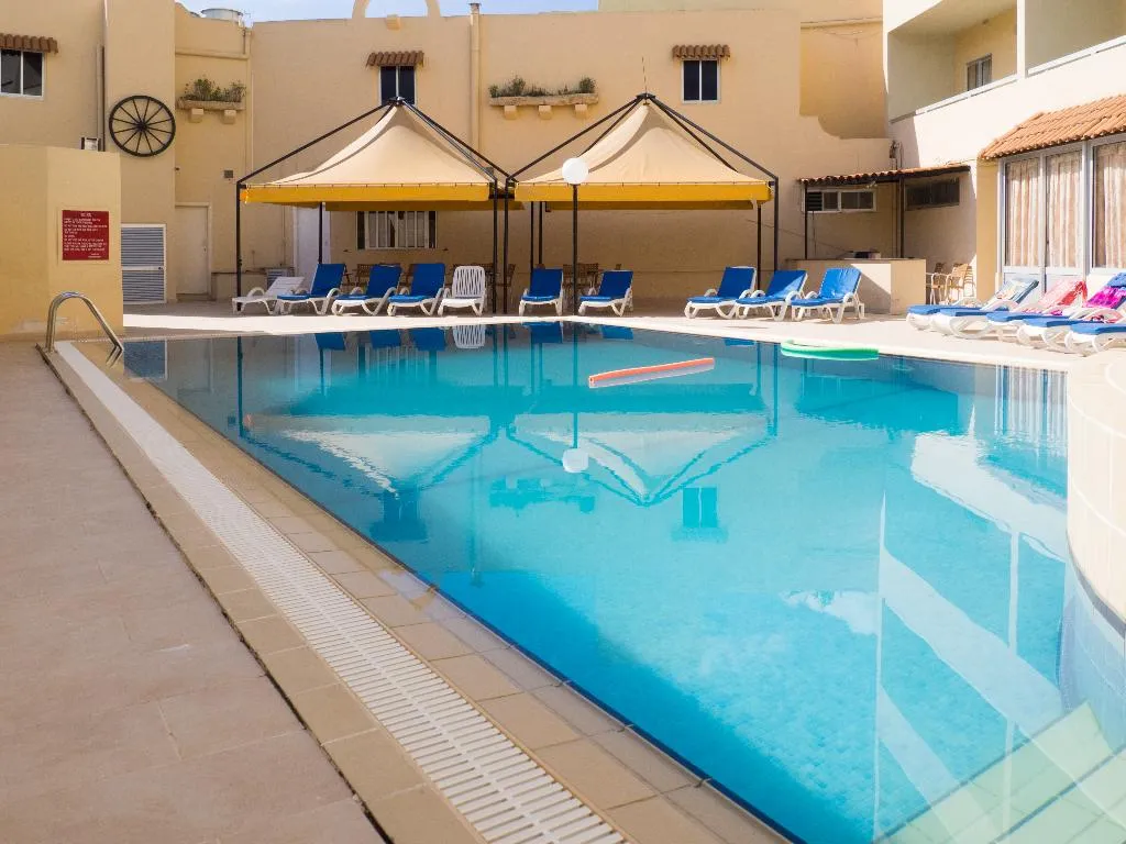 Pool, Mavina Hotel & Apartments, Malta