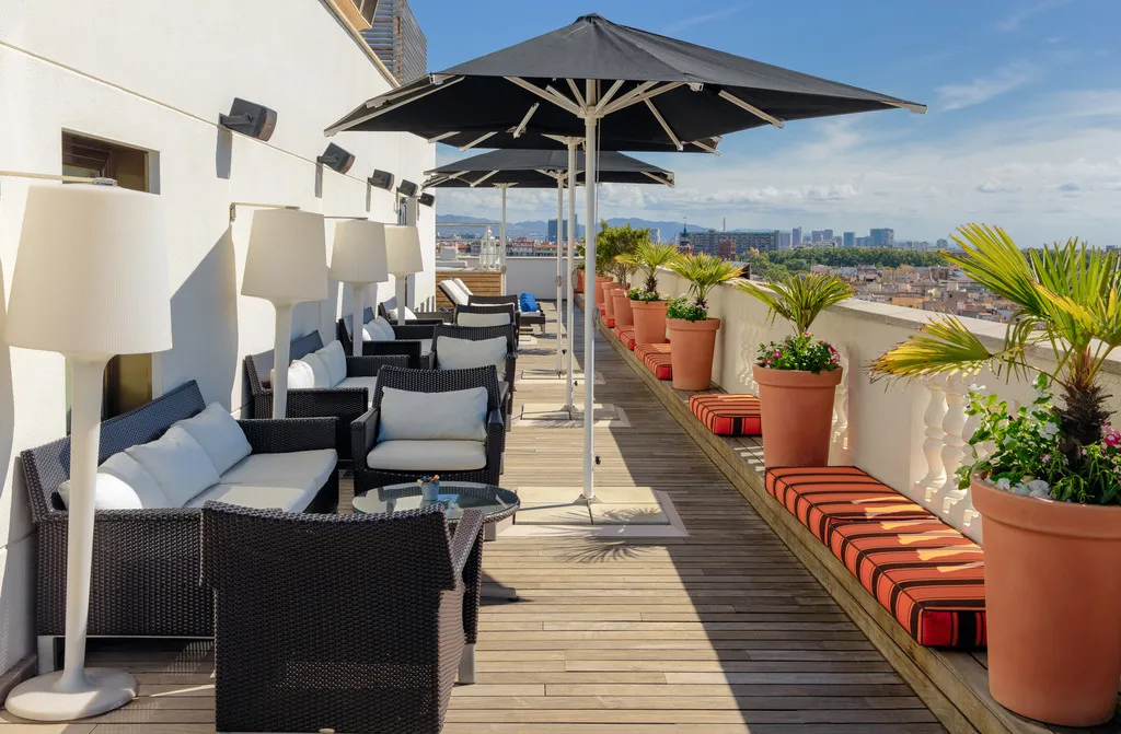 Terrace, H10 Montcada Boutique Hotel, Barcelona