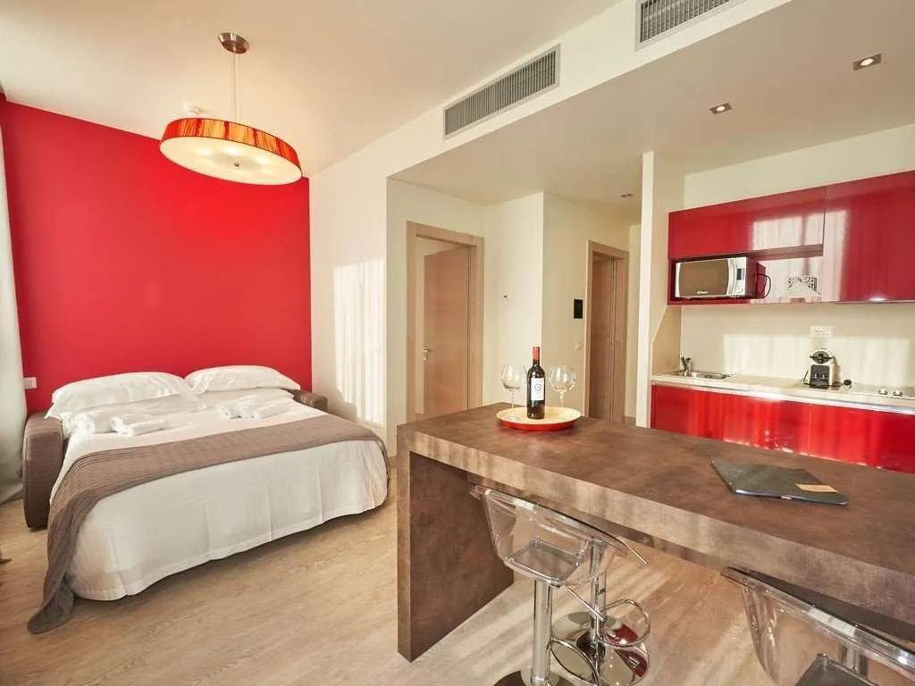 Room, Forte16 Apartments View & Spa, Florence