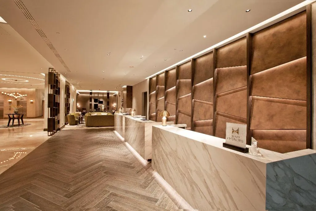 Lobby, Hilton Milan, Milan