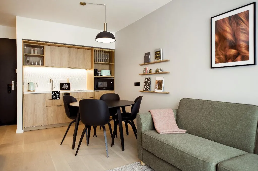 APARTMENT SUPERIOR Room, Wilde Aparthotels Checkpoint Charlie Berlin, Berlin
