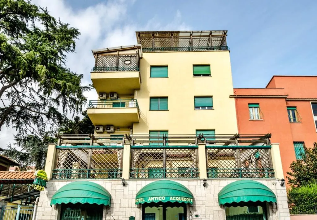 General view, Antico Acquedotto Hotel, Naples