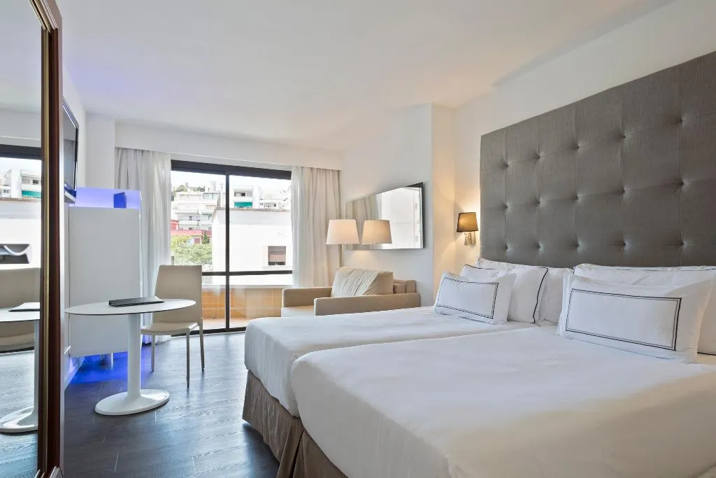 Room, Melia Palma Marina, Majorca