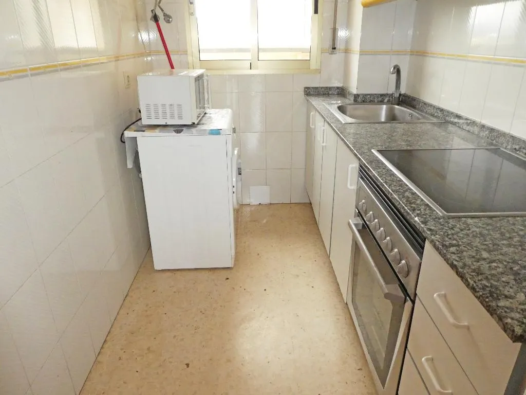 APARTMENT CAPACITY 6 TWO BEDROOMS Room, Jardines de Gandia VI - VIII 3000, Valencia