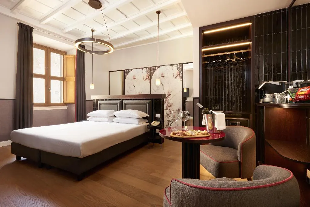 Room, Navona Palace Collection, Rome