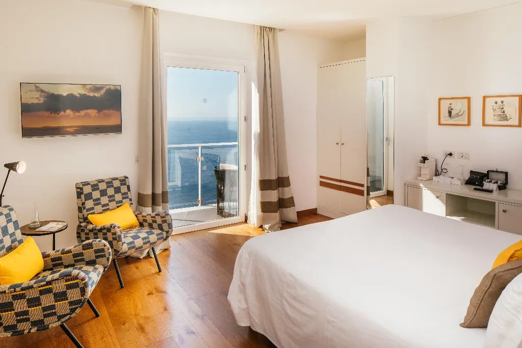 JUNIOR SUITE SEA VIEW Room, Villa Fiorella Art Hotel, Naples