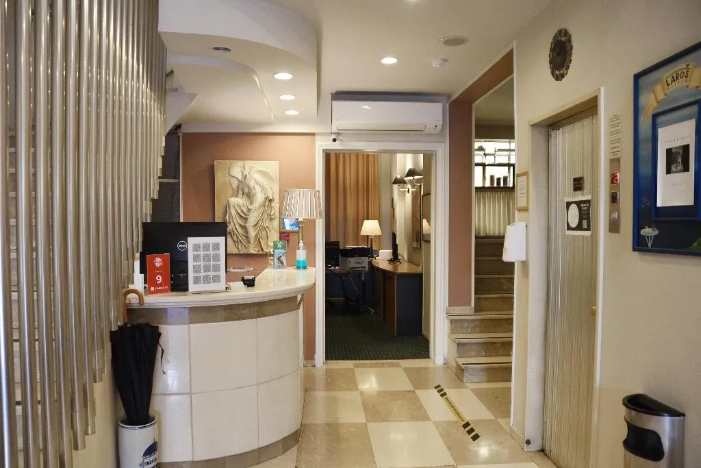 Lobby, Adrian, Athens