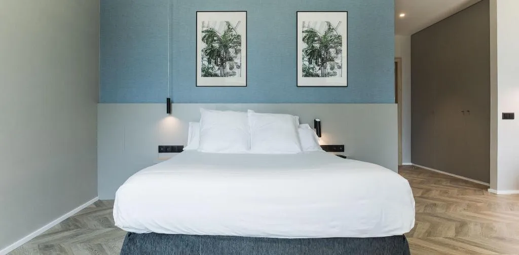 Room, Sleep & Fly, Barcelona