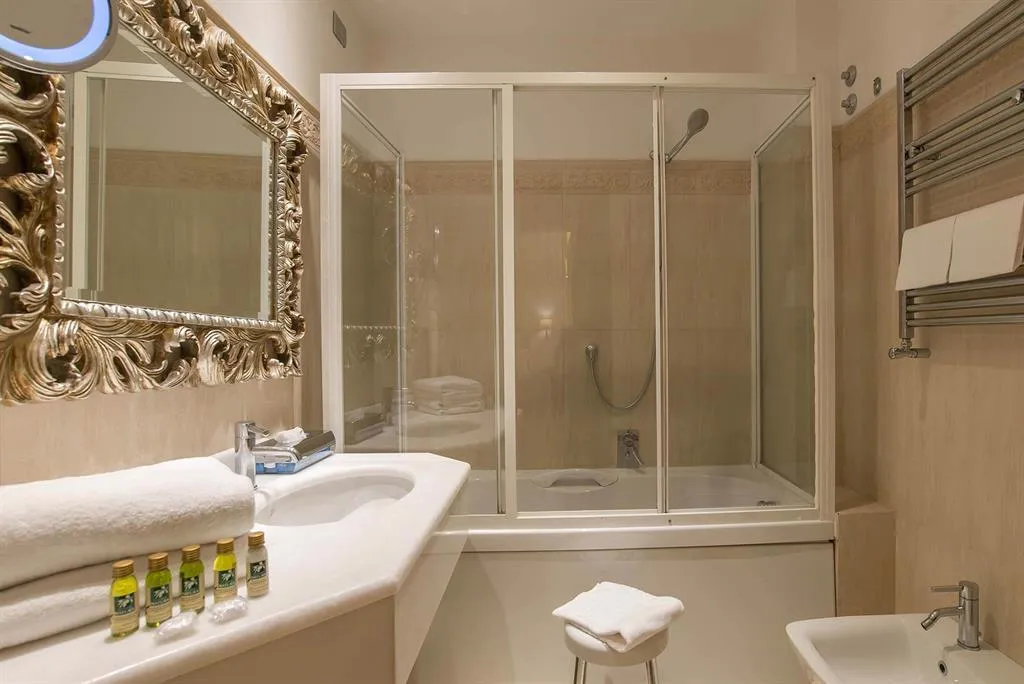 SUITE STANDARD Room, Atlantic Palace, Florence