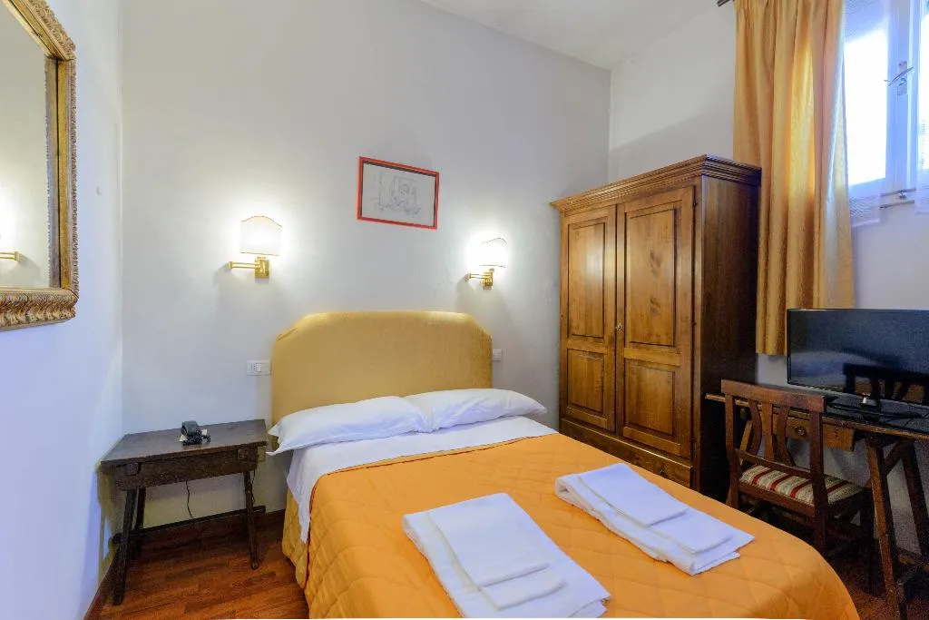 DOUBLE ECONOMY Room, Hotel Rex, Florence