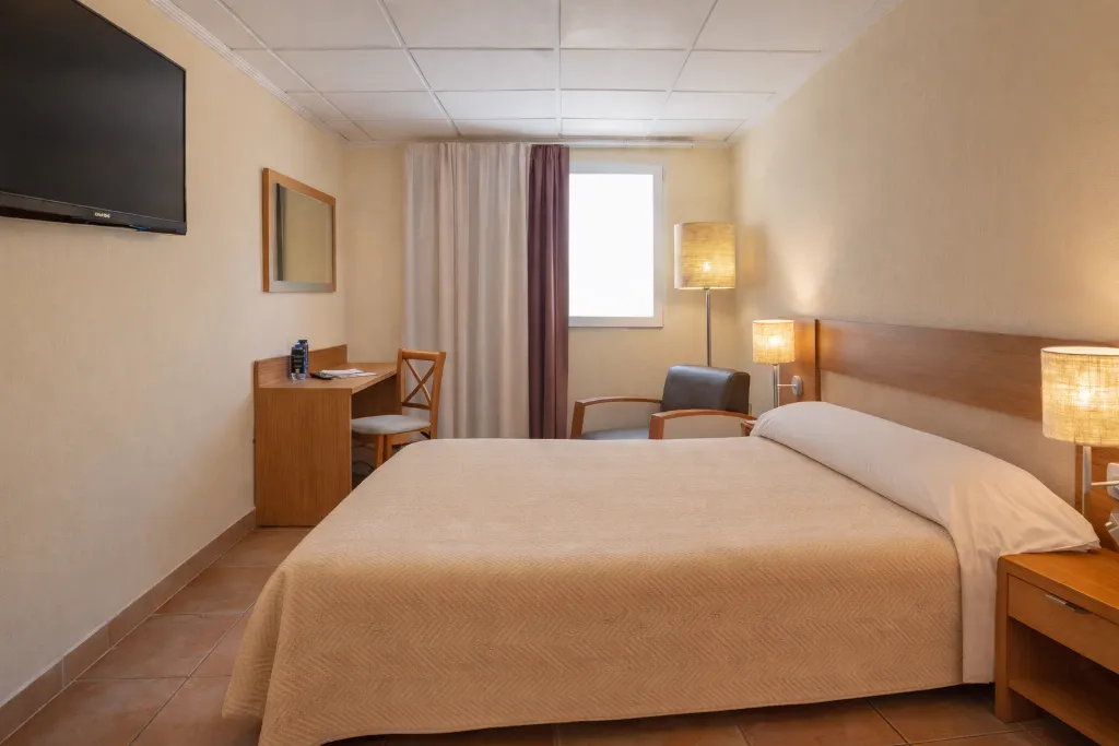 SINGLE STANDARD Room, RH Casablanca Suites, Valencia