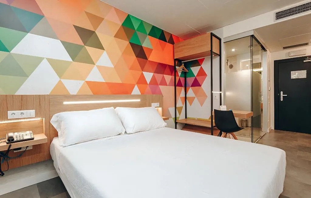 Double or Twin STANDARD Room, Vertice Roomspace Madrid, Madrid