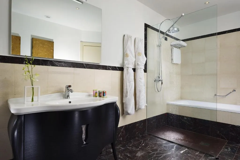 SINGLE SUPERIOR Room, Castello Dal Pozzo, Milan
