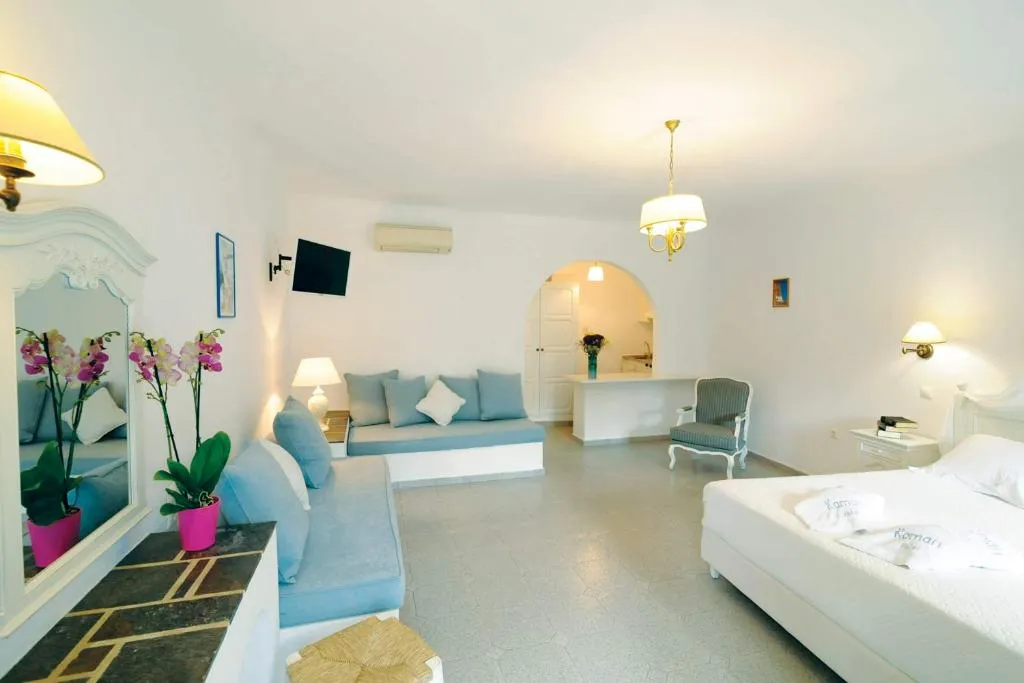 JUNIOR SUITE SUPERIOR Room, Kamari Hotel, Mykonos