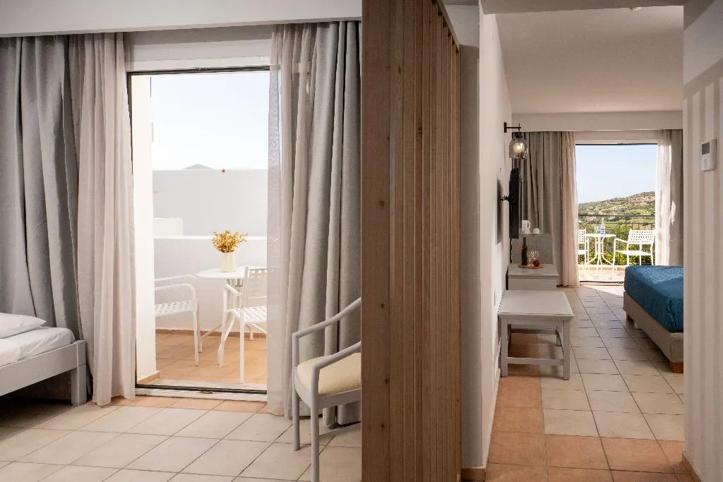 FAMILY ROOM GARDEN VIEW Room, Mare Village, Crete