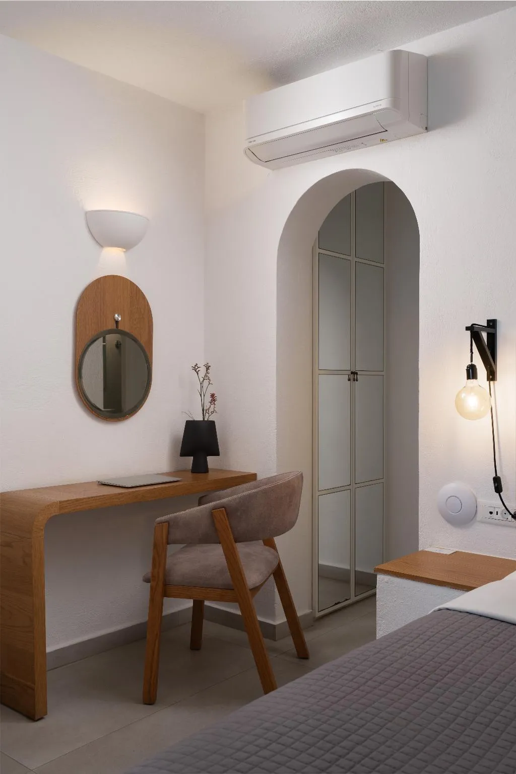 QUADRUPLE TWO BEDROOMS ONE BATHROOM Room, Santorini Princess Spa Hotel, Santorini