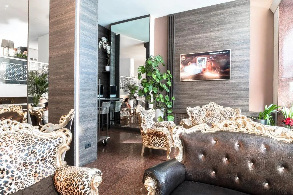 Lobby, Canova, Milan