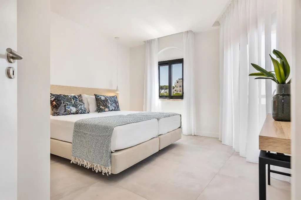 APARTMENT TWO BEDROOMS Room, Clube Maria Luisa, Algarve