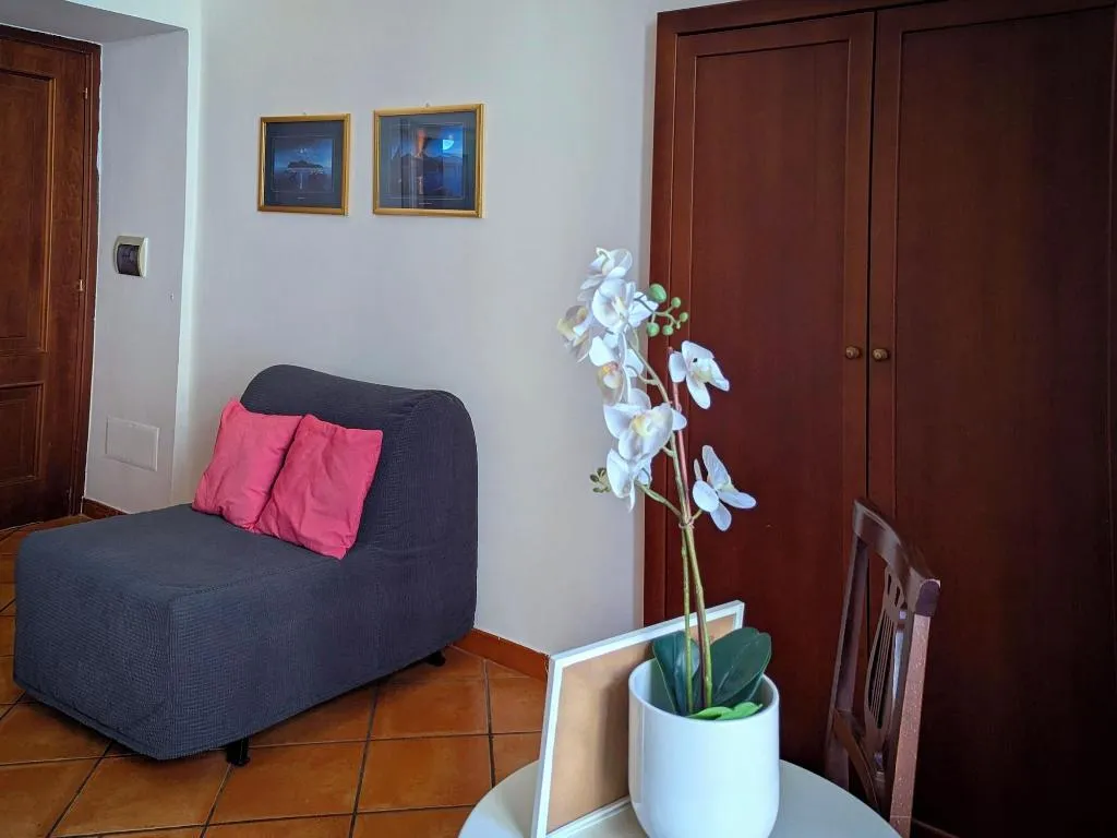 Room, La Locanda Dell Arte, Naples