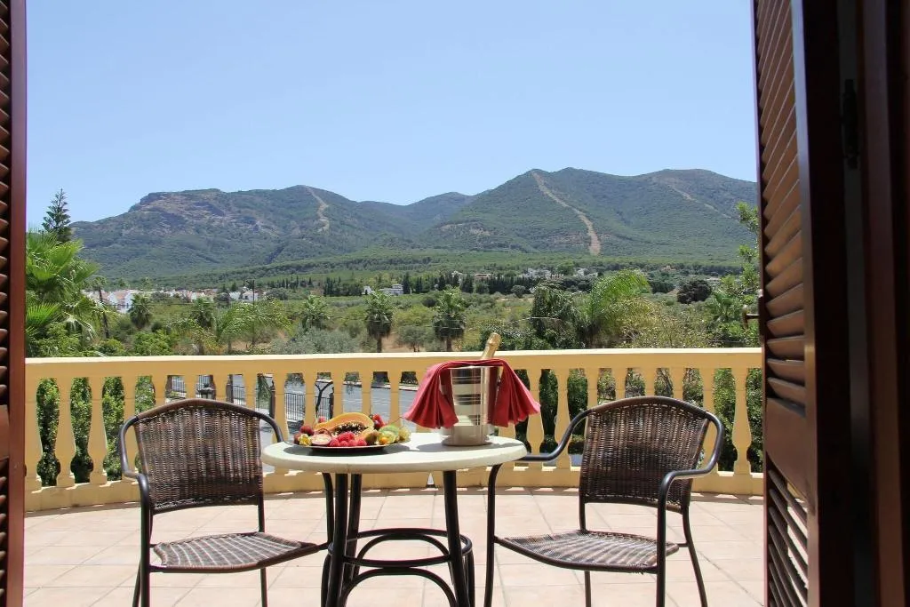 Terrace, Hotel El Mirador, Costa Del Sol