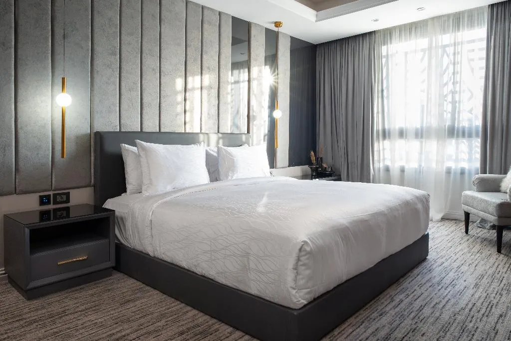 SUITE DELUXE Room, Triumph Luxury Hotel, Cairo