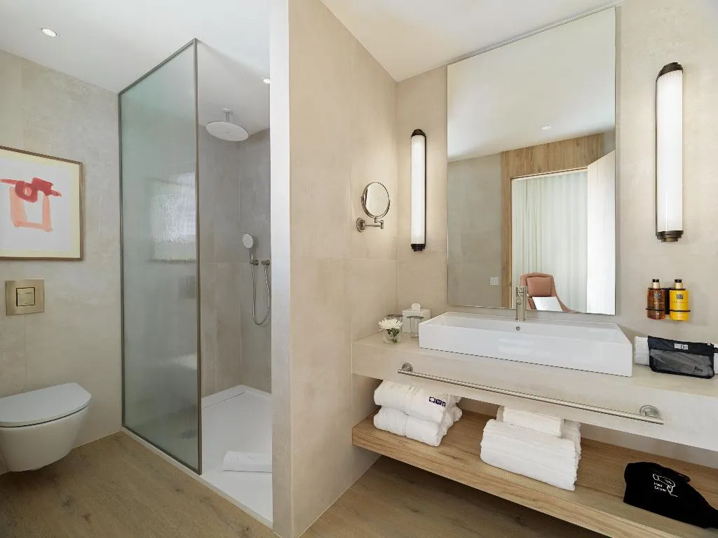 DOUBLE SUPERIOR Room, H10 Croma Malaga, Costa Del Sol
