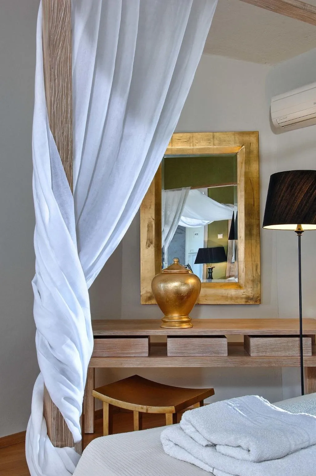 Room, Paradise Island Villas, Crete