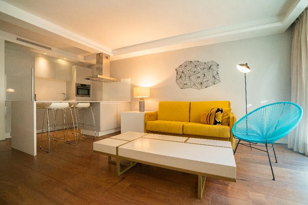 APARTMENT ONE BEDROOM Room, Gran Via Centric II, Madrid