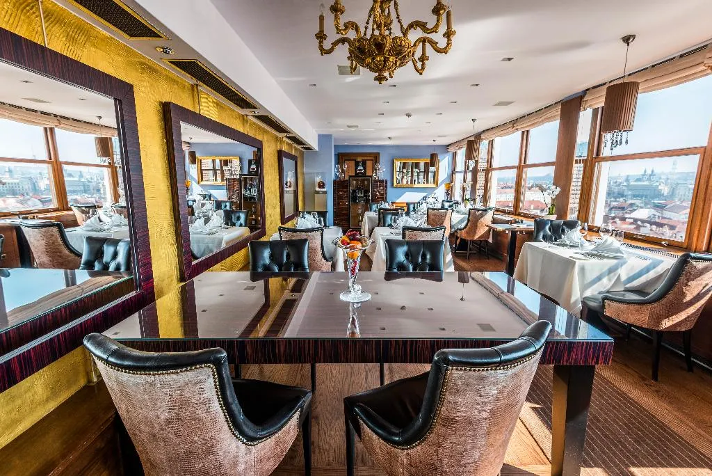 Restaurant, Golden Well, Prague