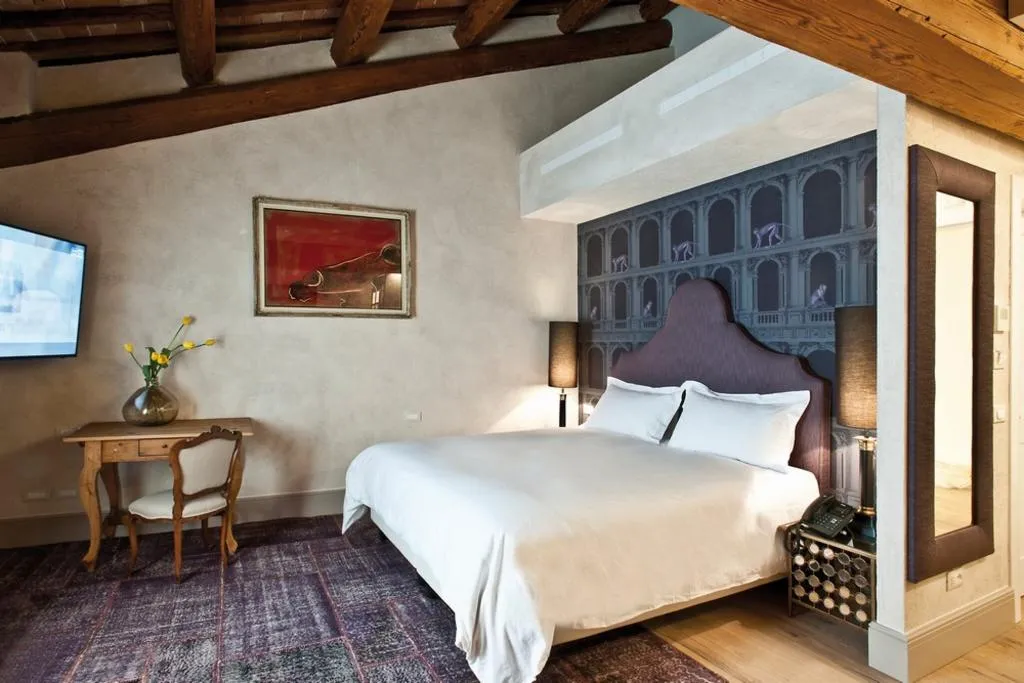 DOUBLE SINGLE USE DELUXE Room, La Barchessa di Villa Pisani, Venice