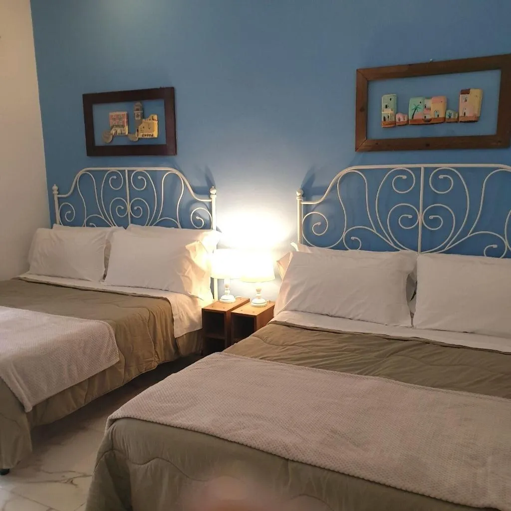 Room, La Locanda Dell Arte, Naples