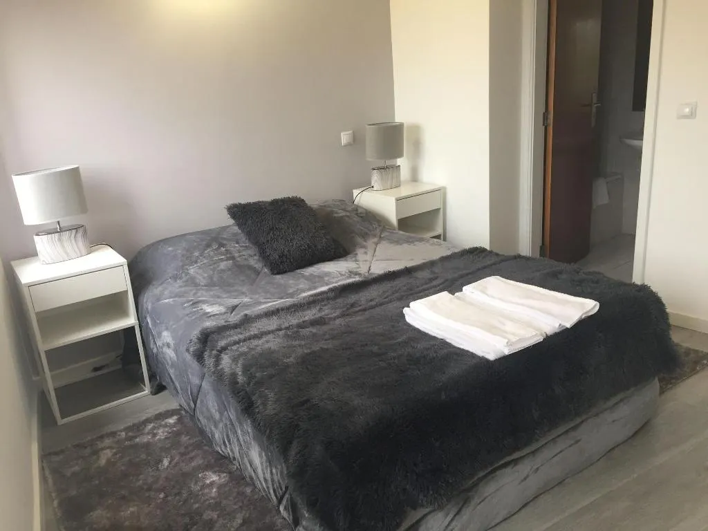 Room, Residencial Triunfo, Porto