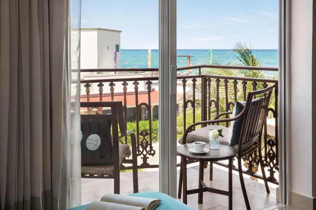 JUNIOR SUITE OCEAN VIEW Room, Wyndham Alltra Playa del Carmen Adults Only All In, Playa Del Carmen