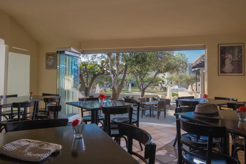 Restaurant, Ourania Apartments, Crete