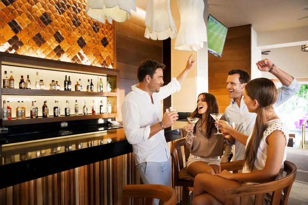 Bar, Barcelo Maya Palace, Cancun Area