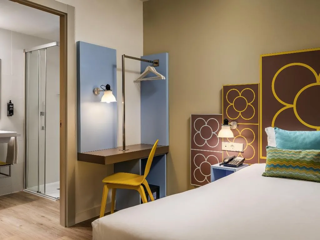 TWIN INNER Room, Ibis Styles Barcelona Centre, Barcelona