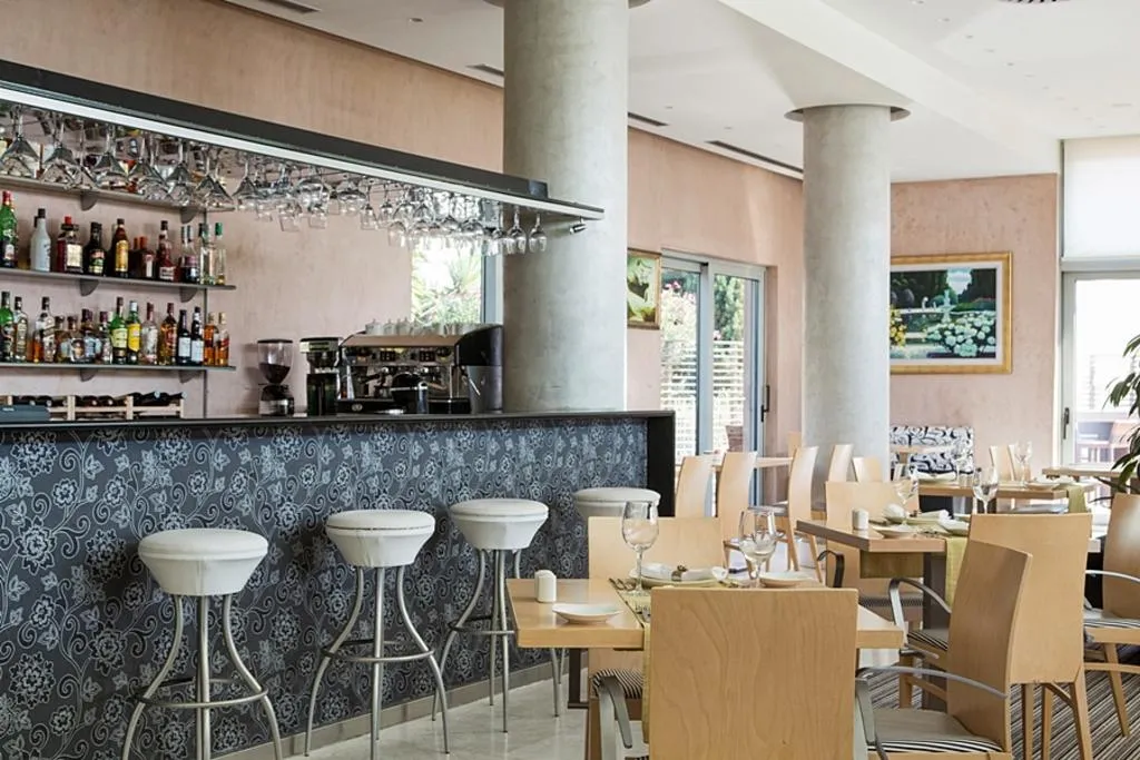 Bar, Civitel Olympic, Athens