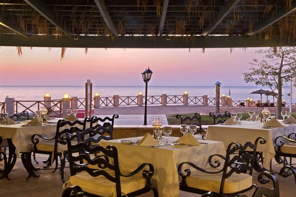 Restaurant, Safir waterfalls resort, Red Sea Riviera