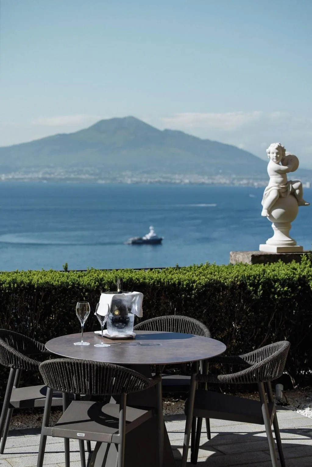 JUNIOR SUITE SEA VIEW Room, Grand Hotel Angiolieri, Naples