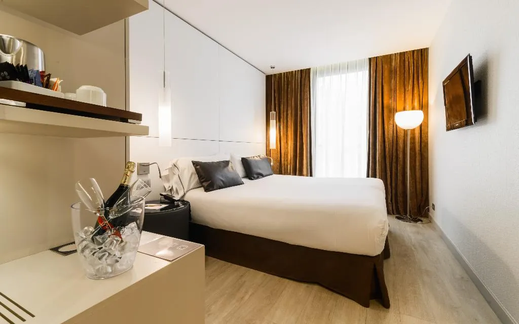 DOUBLE STANDARD Room, Grums Hotel & Spa, Barcelona