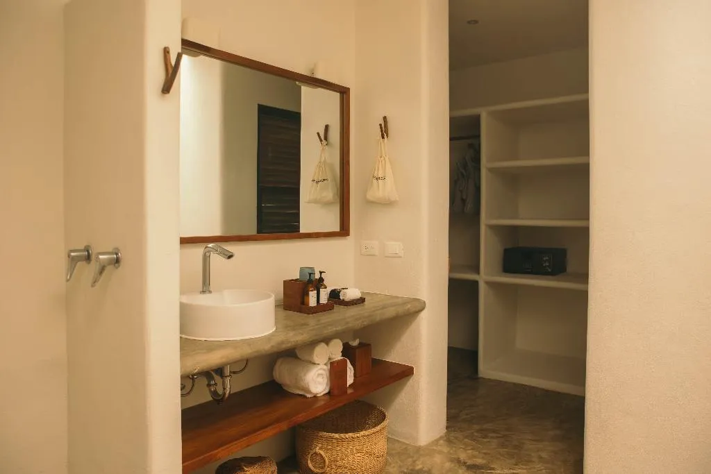 DOUBLE DELUXE WITH TERRACE Room, Chiringuito Tulum, Cancun Area