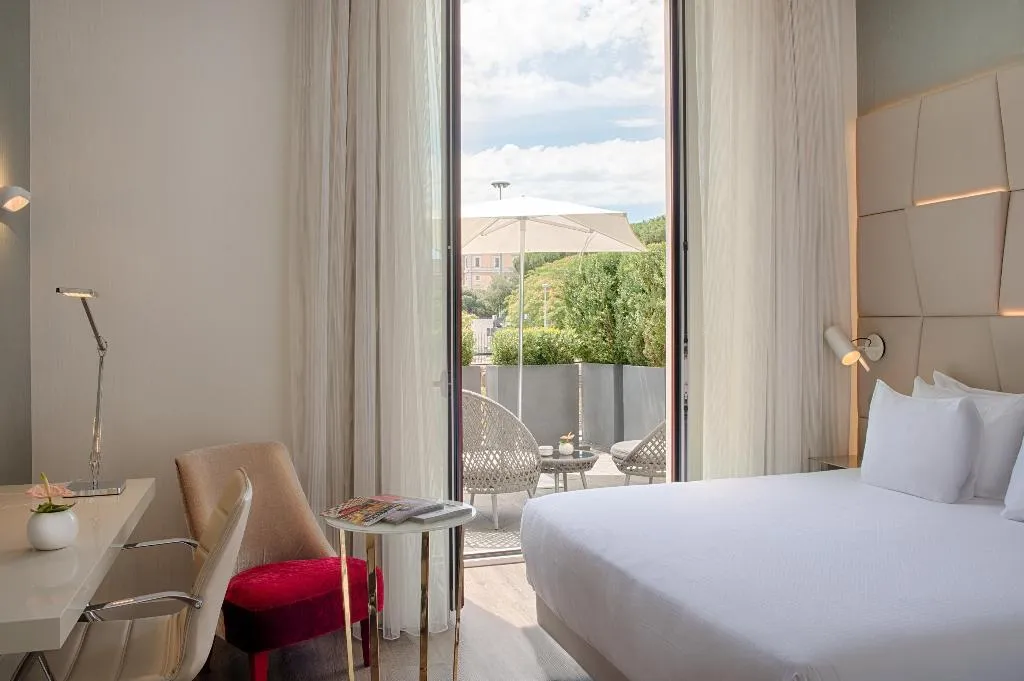 DOUBLE PREMIUM Room, NH Collection Roma Palazzo Cinquecento, Rome