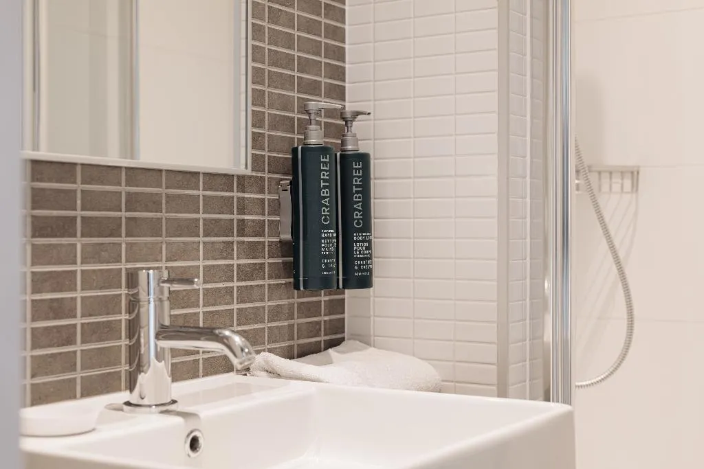 SUITE CITY VIEW Room, DoubleTree by Hilton Amsterdam Centraal Station, Amsterdam