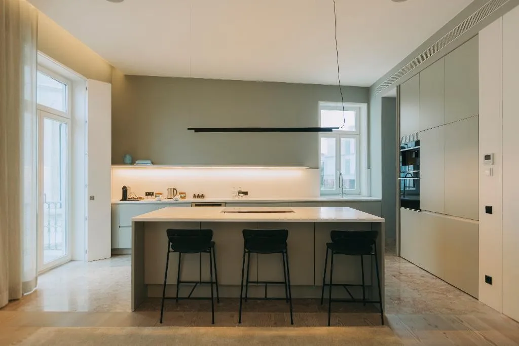 APARTMENT FOUR BEDROOMS Room, Torel Palace Lisboa, Lisbon