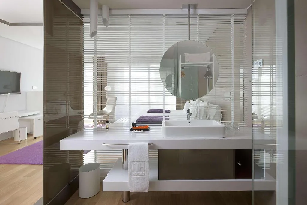 Room, NH Collection Madrid Eurobuilding, Madrid