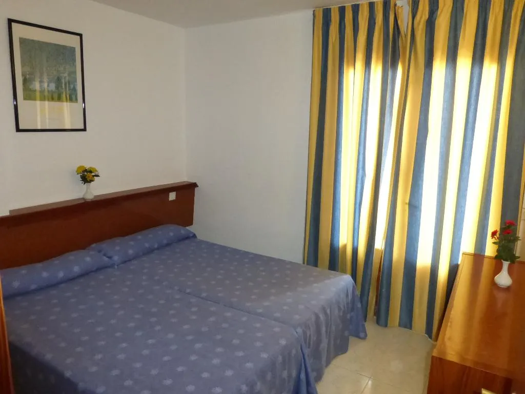 APARTMENT SEA VIEW Room, Apartamentos Balear Beach, Majorca