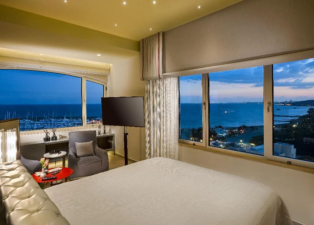 SUITE PREMIUM Room, St Raphael Resort, Cyprus